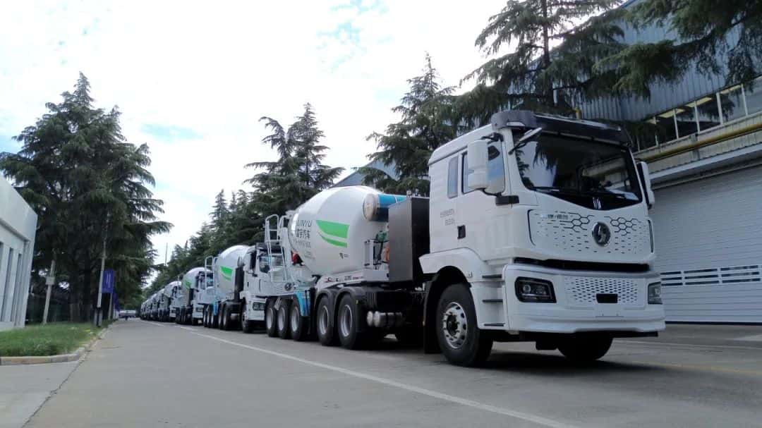“多拉快跑”利器！中集車輛20臺EV·DTB半掛攪拌車挺進大灣區(qū)