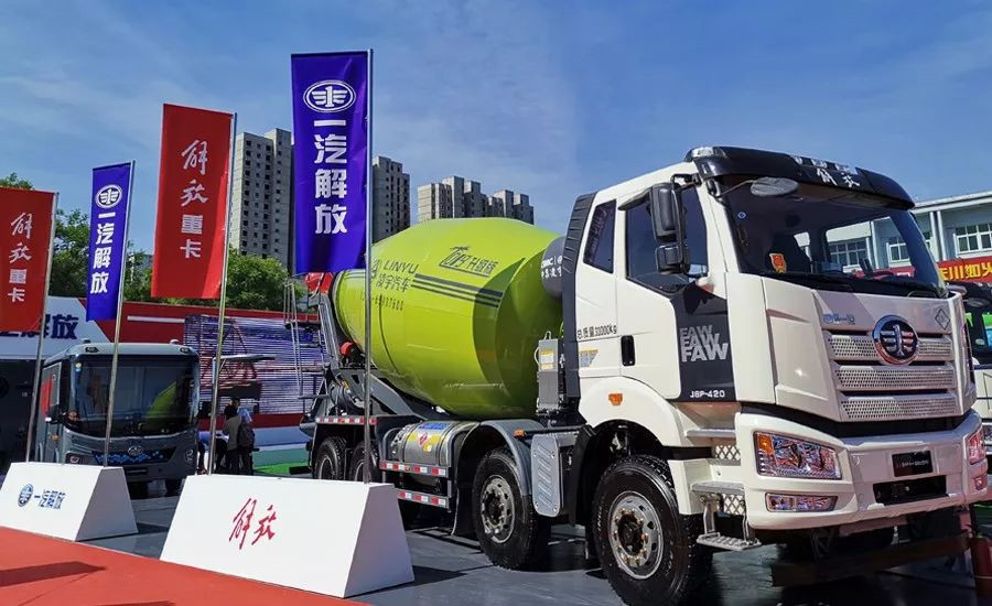 解決行業(yè)六大焦點(diǎn)問(wèn)題，凌宇“智匯型攪拌車”橫空出世