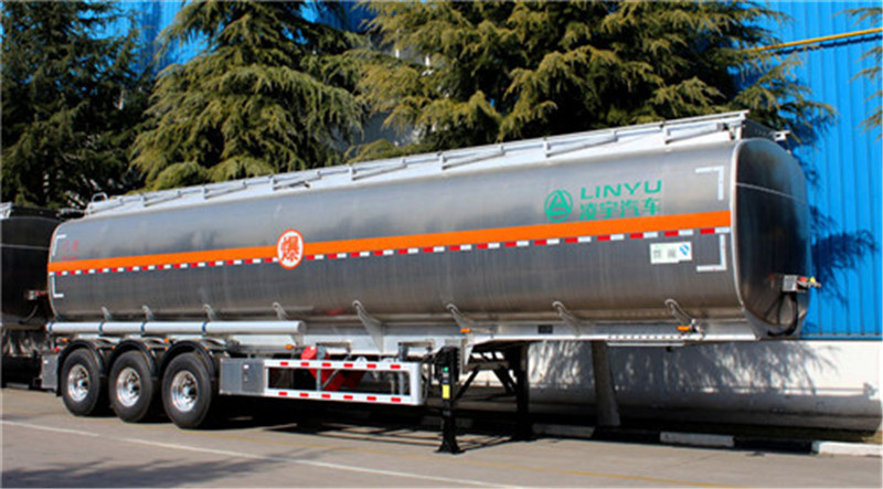 凌宇液罐車頻頻被老客戶點贊，性能獲大眾認可